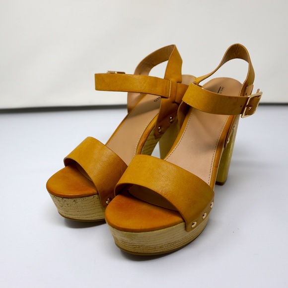 Call It Spring Wood Platform Wedges in Tan size 9 - Picture 5 of 6